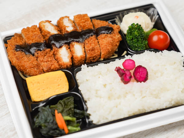 雄ゆう亭の味噌とんかつ弁当