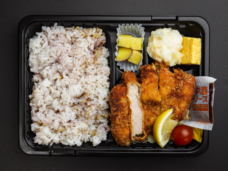 三元豚のロースカツ弁当