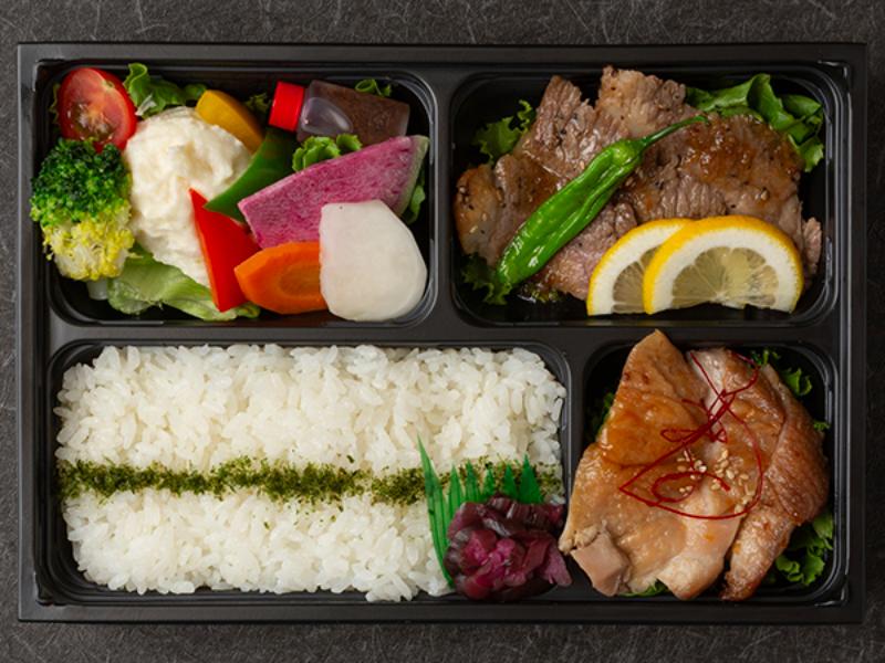 和牛ステーキと鶏の照り焼き弁当