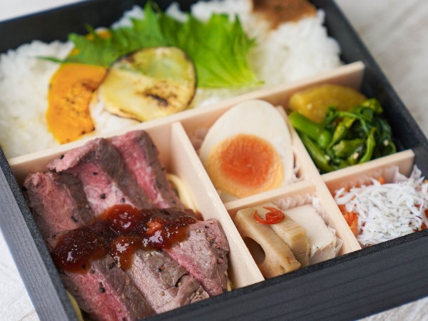 サーロインステーキ牛弁当