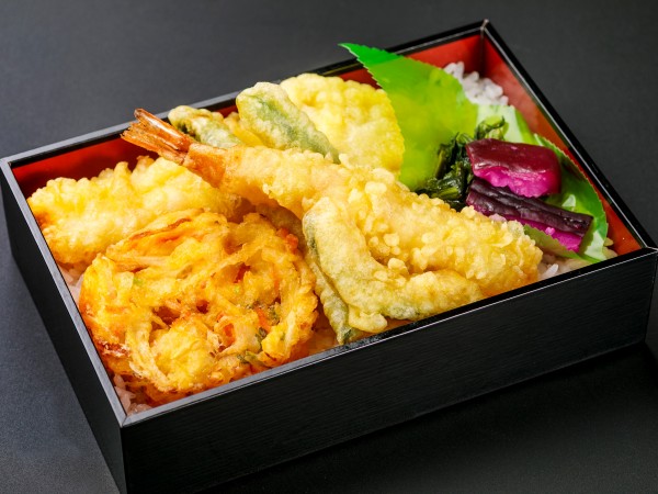 梓 ーあずさ― 豪華6種の天ぷら重