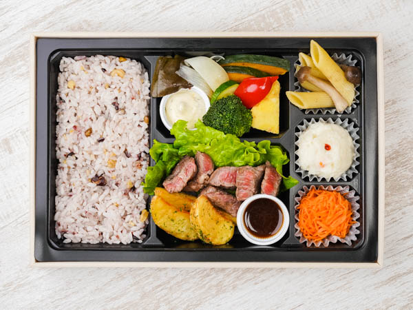 選べるごはんのひとくちステーキ弁当
