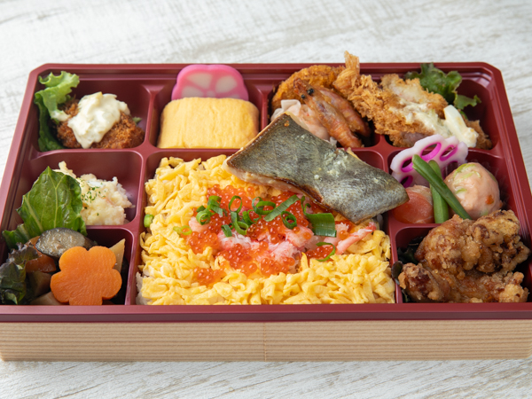 浦島太郎弁当～竜宮絵巻～銀ひらす柚子西京漬焼と紅ずわいがにのせ出汁飯の海鮮膳
