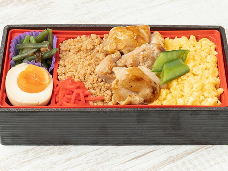 【カラアゲジャイアン】そぼろ重