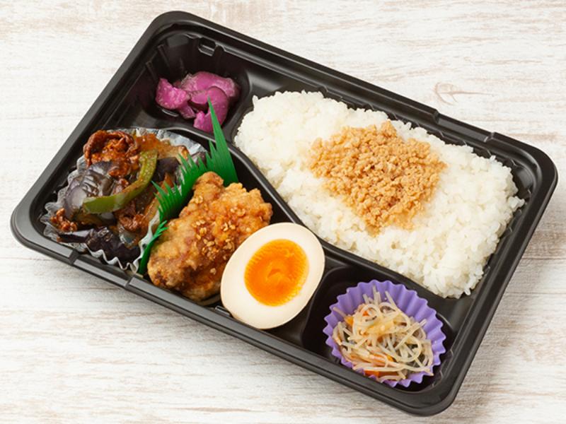 豚と茄子の辛味噌炒め×とりから弁当