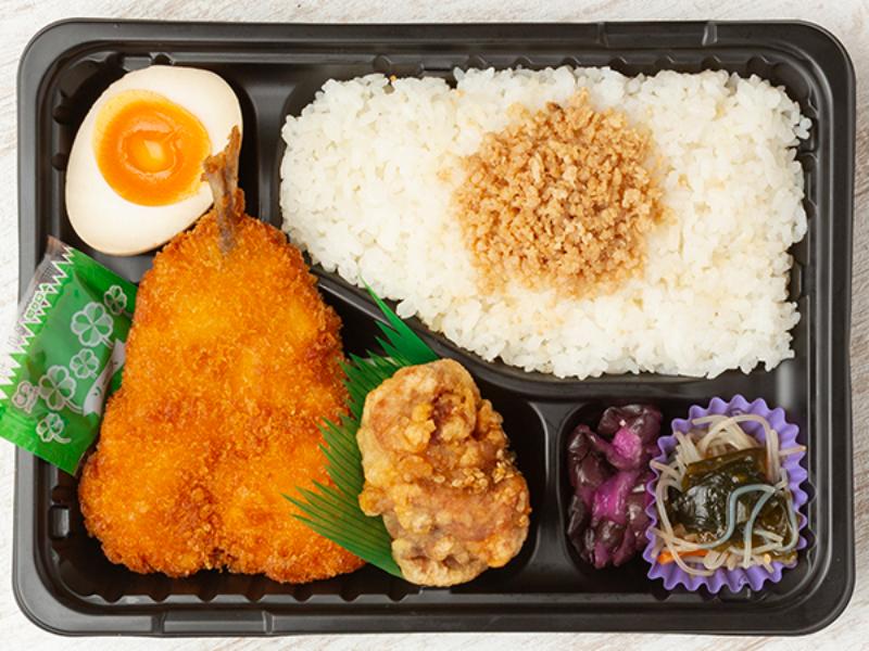 アジフライ×とりから弁当
