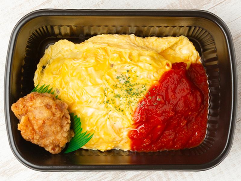 【カラアゲジャイアン】オムライス×鶏のからあげ