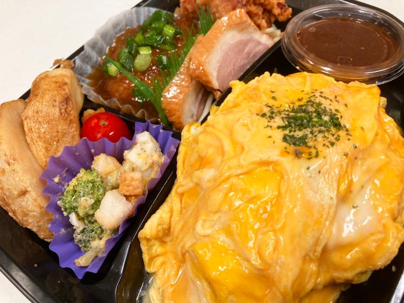 デミオムライスプレート（おろしハンバーグ）