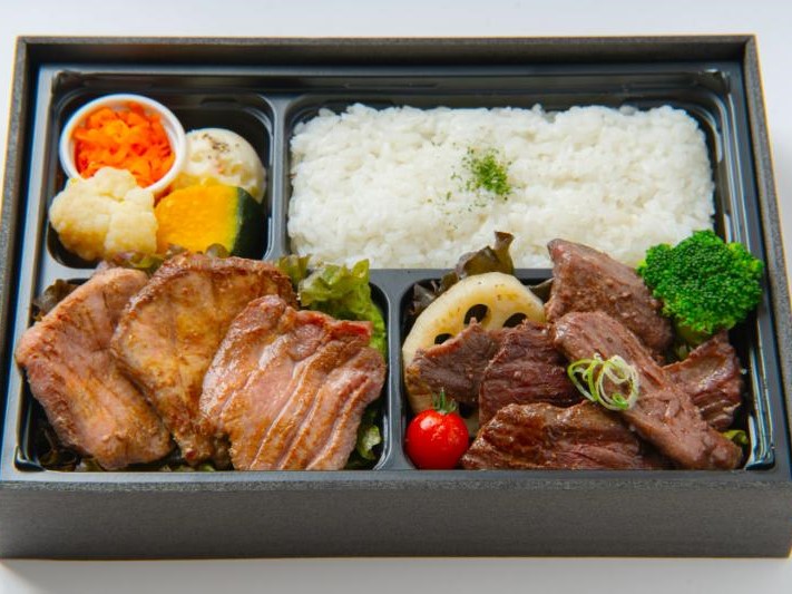 【上】牛たん・ハラミ弁当