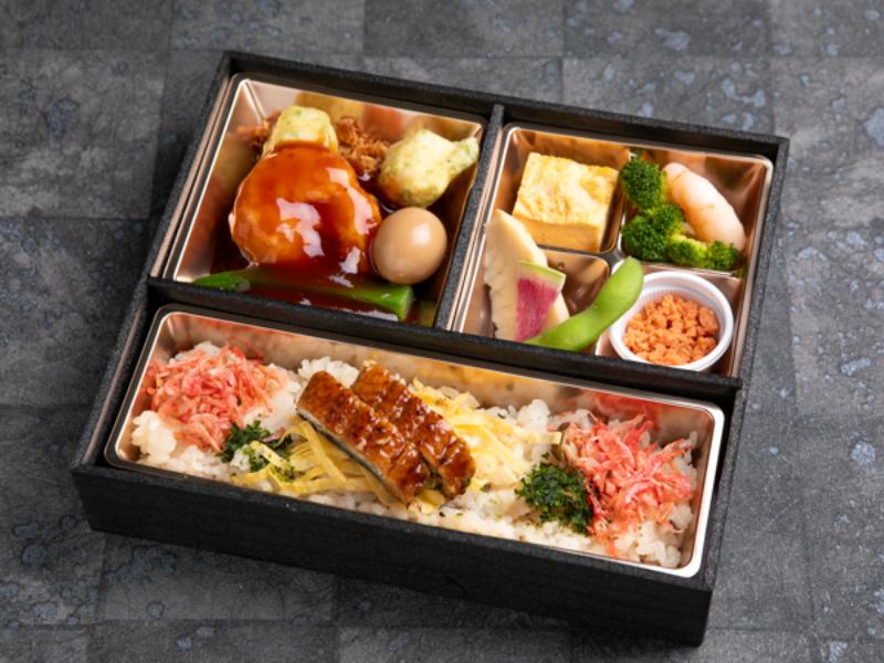 炎の燃えるような海老チリとうなぎ御膳