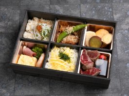 国産牛六枡弁当