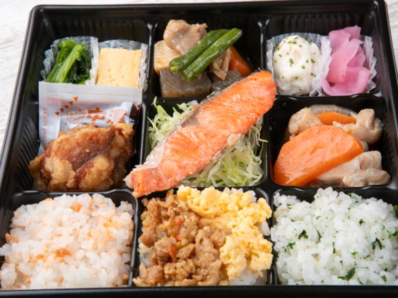 【贅沢9マス】鮭＆唐揚げ＆鶏大根