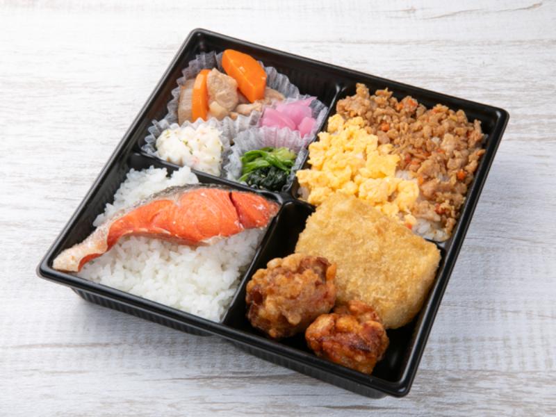【ボリューム弁当】鮭＆海老カツ＆鶏大根