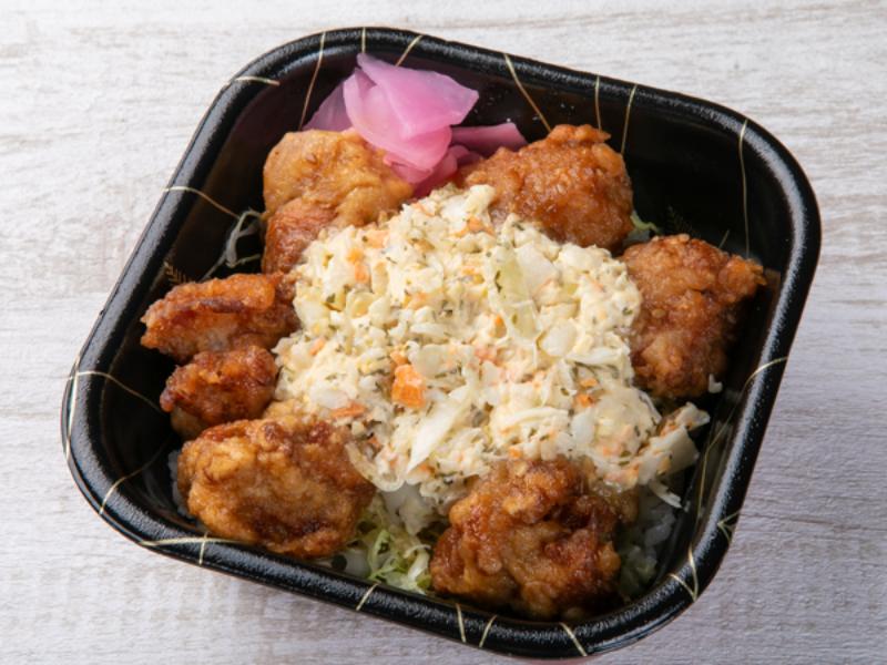 タルタル唐揚げ丼