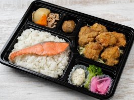 【コスパ】唐揚げ＆鮭弁当