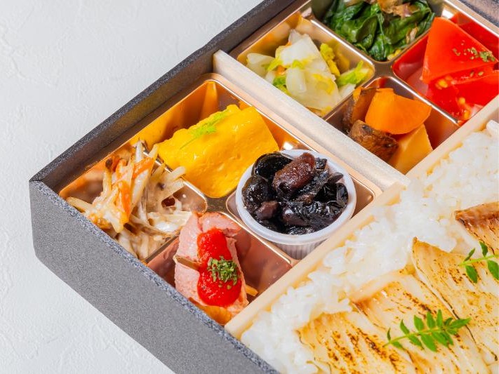 季節の副菜鯛めしと四季和膳