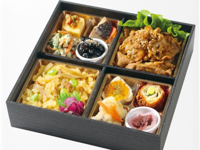 季節の副菜と焼肉華御膳