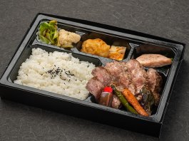 【ECO容器】熟成あか牛サーロインの薪焼きステーキ弁当