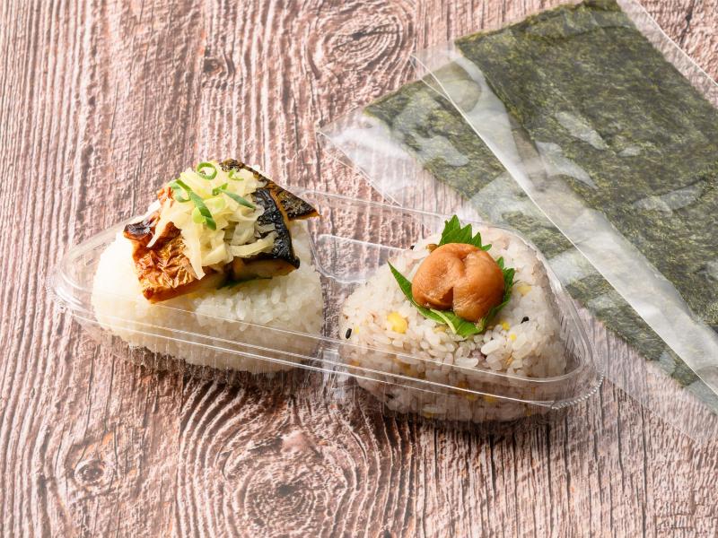 焼きサバと雑穀米おにぎり