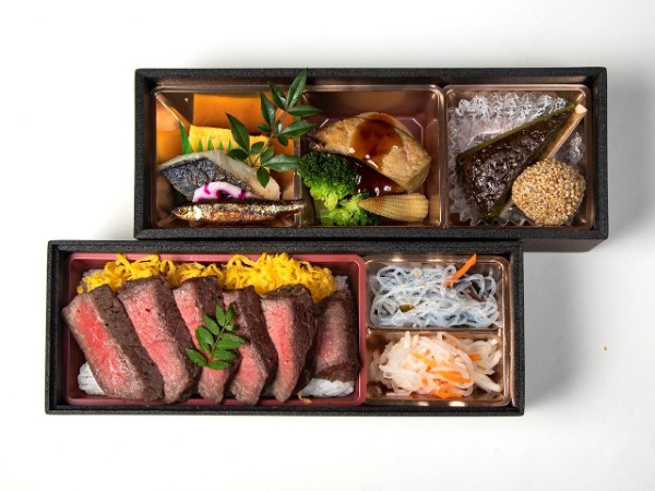 極kiwami～黒毛和牛ステーキ重とフォアグラ大根～