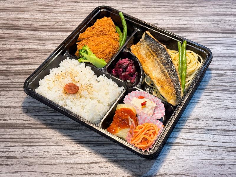 焼きサバ御膳（通常）白身フライ