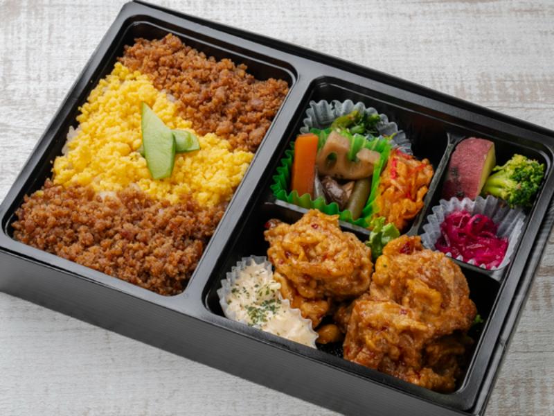 【そぼろ弁当】チキン南蛮