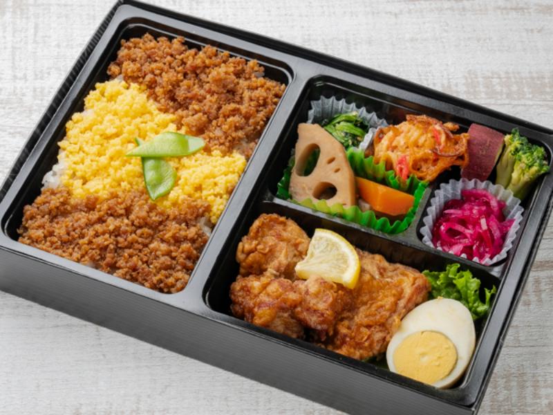 【そぼろ弁当】唐揚げ