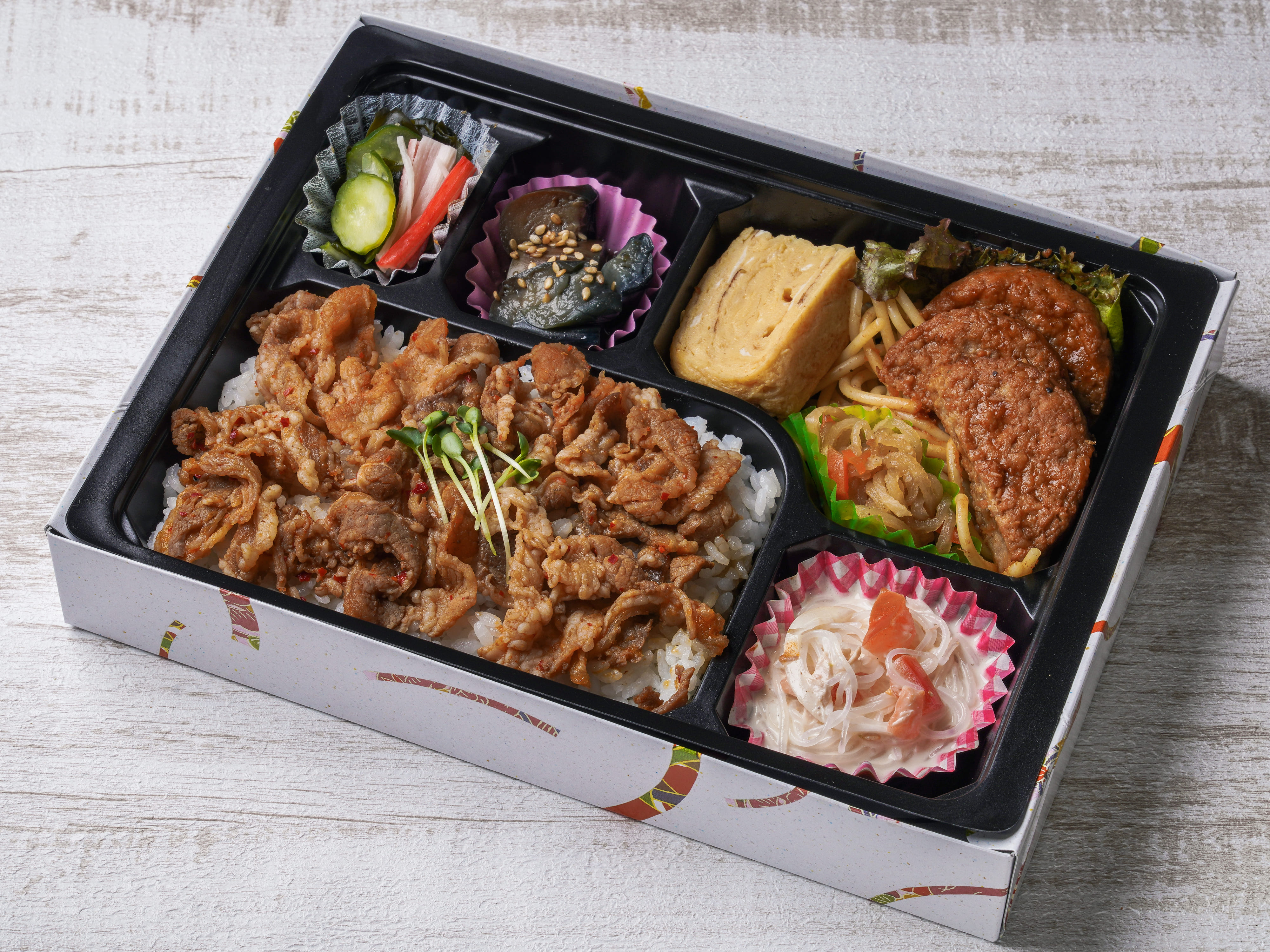 和牛焼肉とハンバーグ弁当
