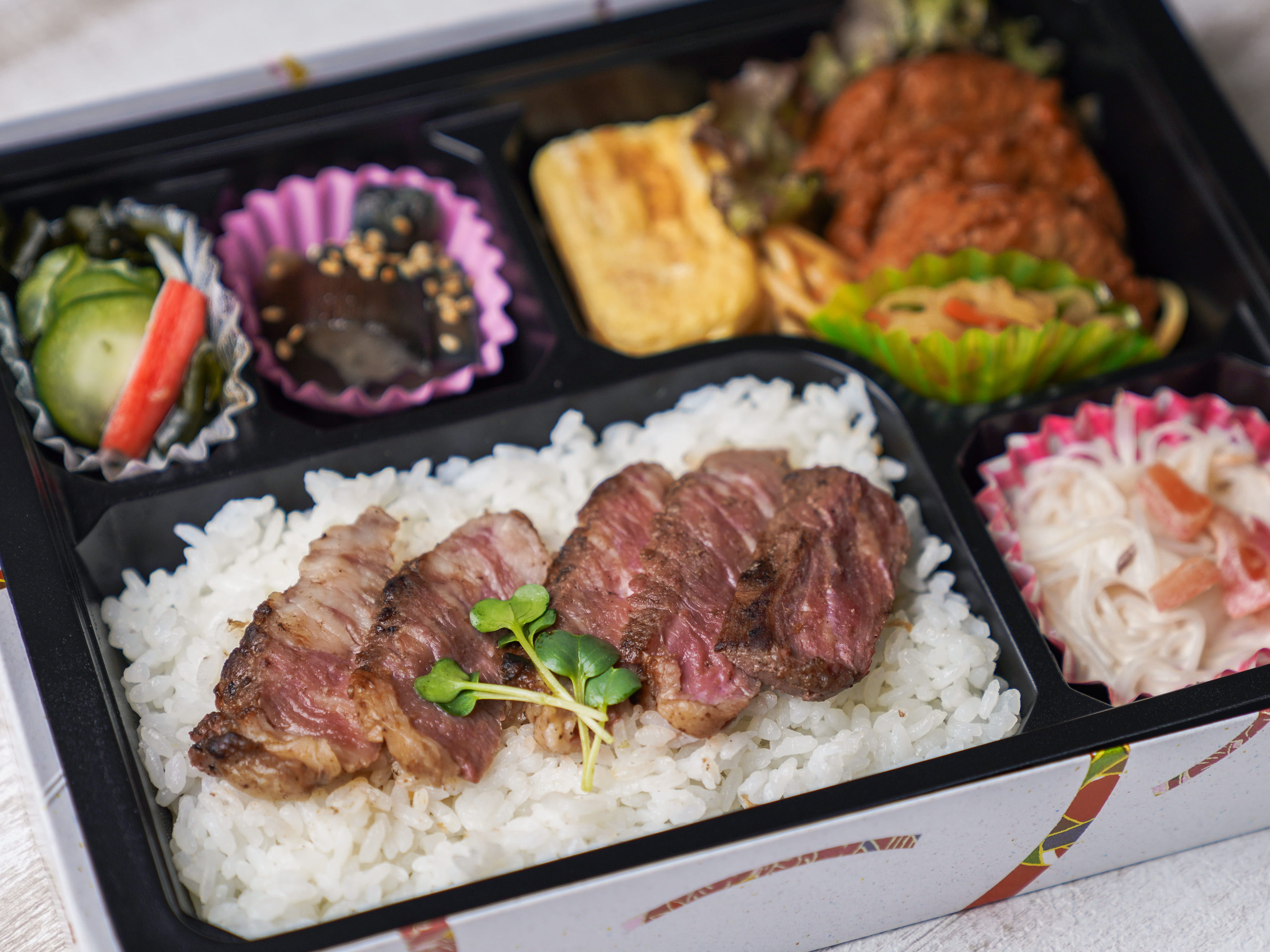 お手頃サーロイン弁当