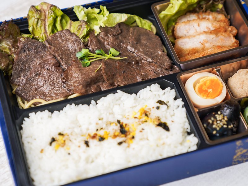 黒毛和牛上焼肉弁当