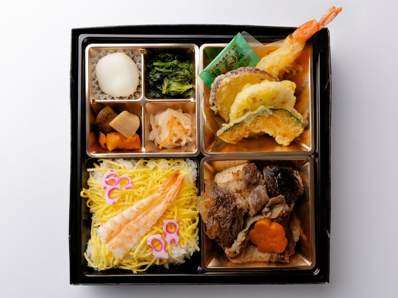海老ちらしと最高級A５ランク黒毛和牛すき焼きと天ぷらと出汁の幕の内御膳