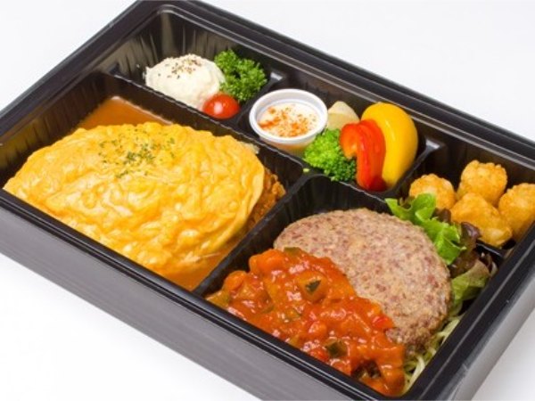 ふわトロ卵とたっぷり牛肉のオムライス 和牛ハンバーグ添え