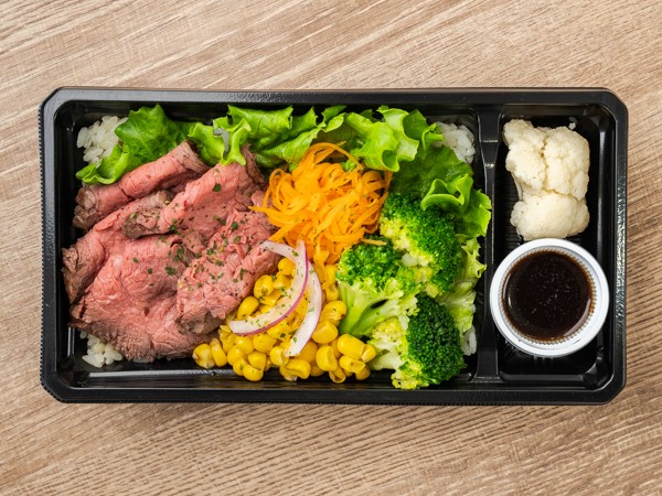 野菜もたっぷり国産牛ローストビーフBOX