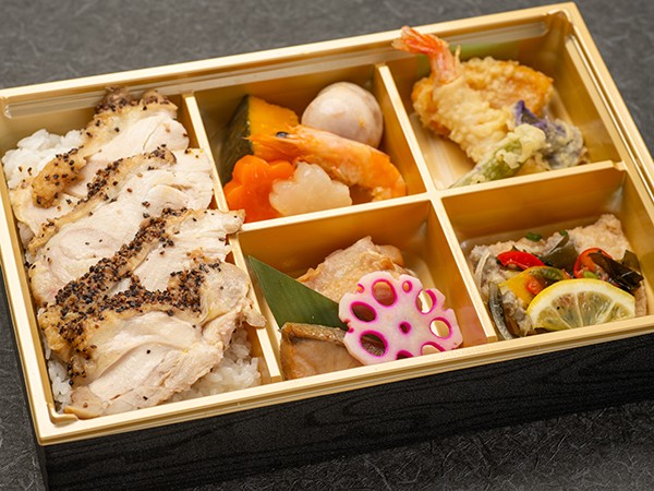 松花堂弁当「鶏」