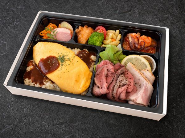 特製オムライス御膳〈ビーフ＆ポーク〉