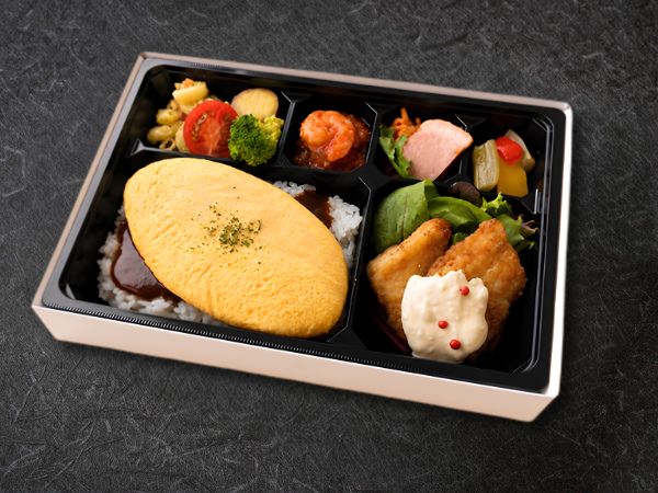 オムライス御膳〈白身魚ムニエル〉