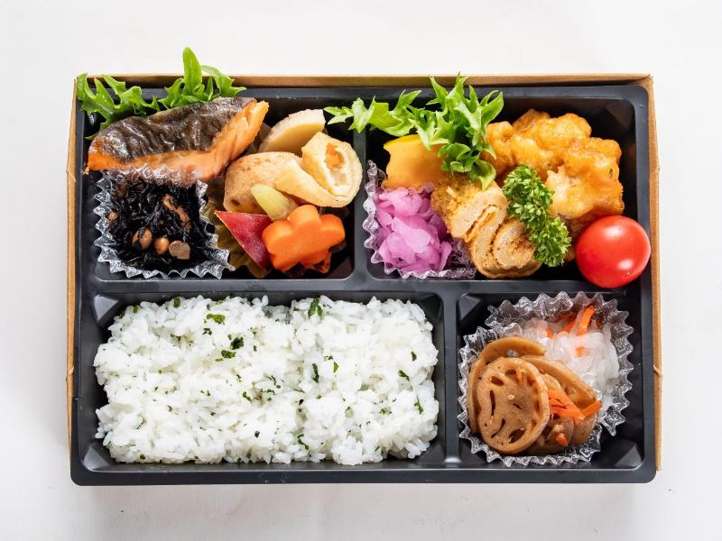 徳島弁当　阿波弁【梅】（わかめご飯）