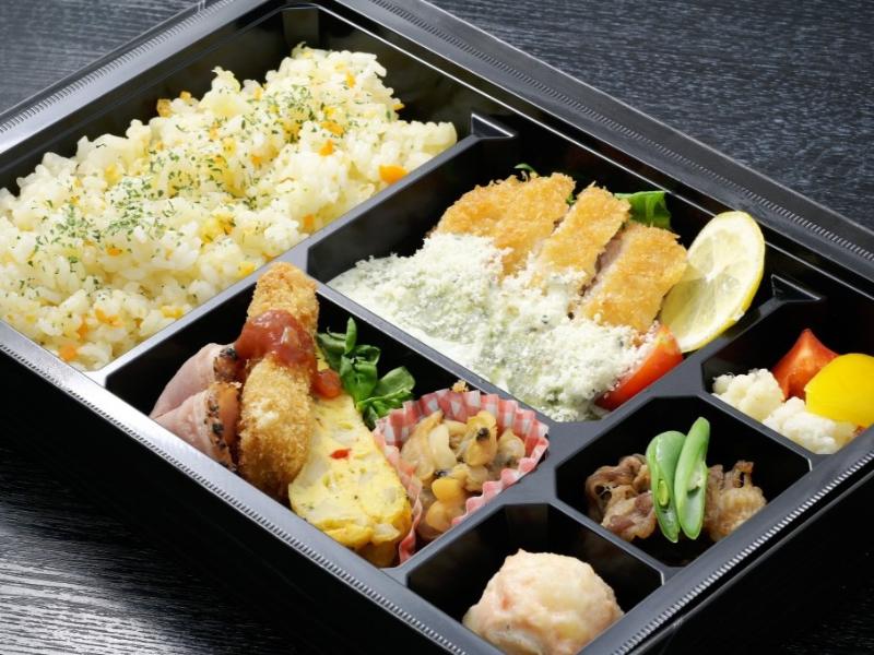 ミラノ風カツレツ〜バジル香るタルタルと共に〜