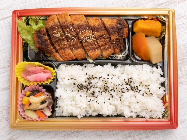 とんかつ弁当