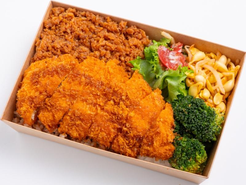 【酵素玄米 彩弁当】ササミチーズカツ〜焙煎醤油ダレ〜