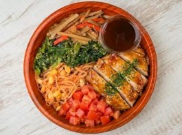 酵素玄米ビビンパ～鶏モモの照り焼き シーザーソース～