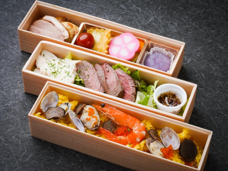 豪華罪肉の三銃士海鮮パエリアトリュフ弁当