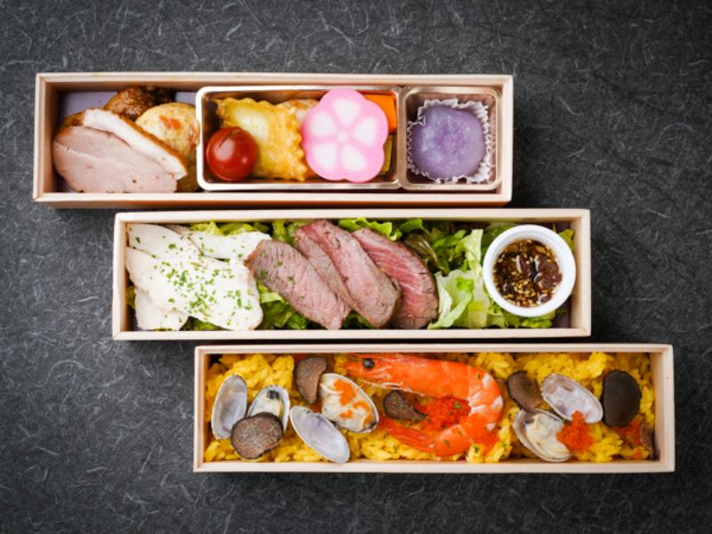 豪華罪肉の三銃士海鮮パエリアトリュフ弁当