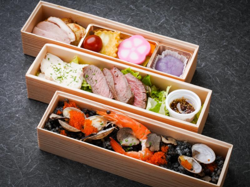 豪華罪肉の三銃士イカスミトリュフ弁当
