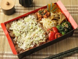 塩ダレ牛カルビ飯