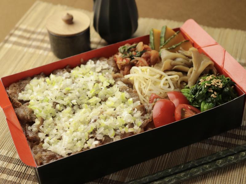 塩ダレ牛カルビ飯