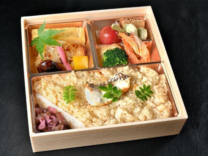 【6月1日～8月31日お届け分限定】鯛めしと旬の焼魚御膳