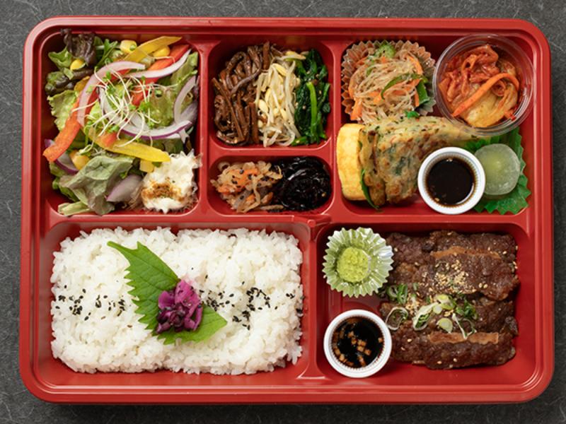 デラックス黒毛和牛A5モモロース＆タン塩弁当