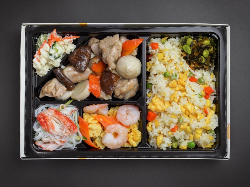 鶏と椎茸の中華風うま煮＆海老卵炒め御膳