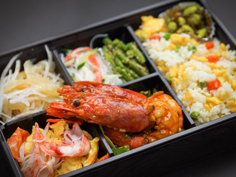 大車海老のチリソース＆クラゲのサラダ御膳